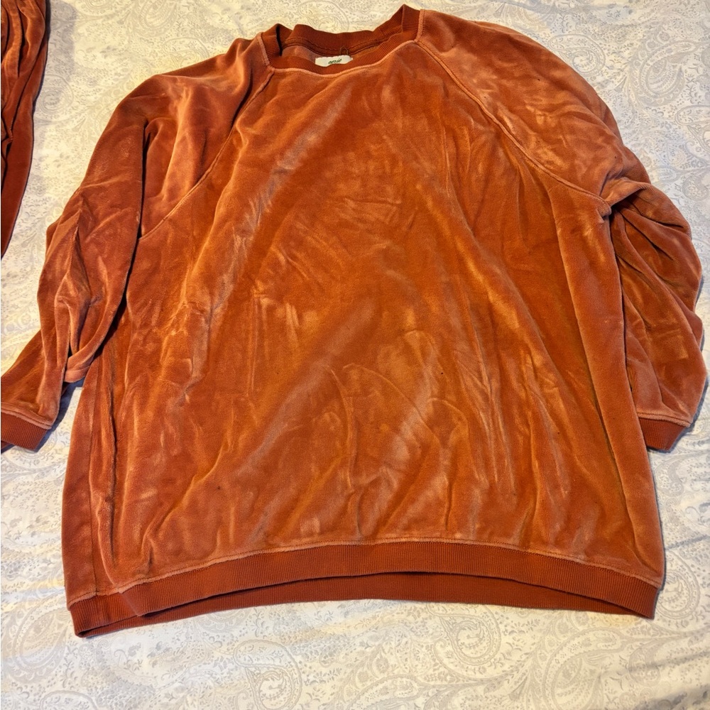 Women’s Aerie Velour Sweatsuit